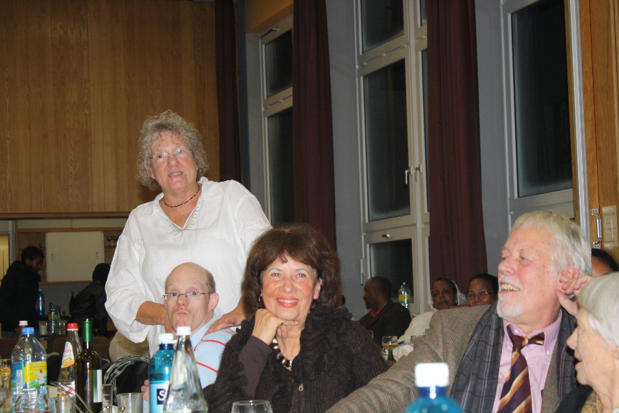 ../Images/Feiern in Hofheim Kirche 07.12.08 111.jpg